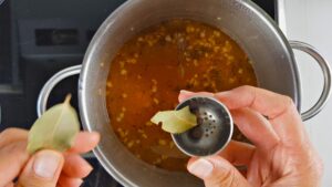 Příprava polévky kotrč kadeřavý