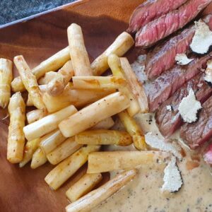 černý lanýž a steak